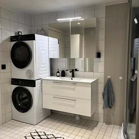 For Rent In - Close To Everything - Good Facilities 民宿 *